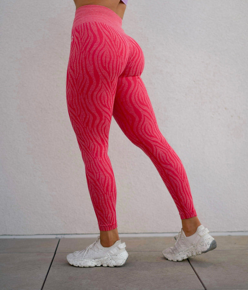 Zebra Seamless Leggings - XS / Pink | LIMITLESS FIT WEAR