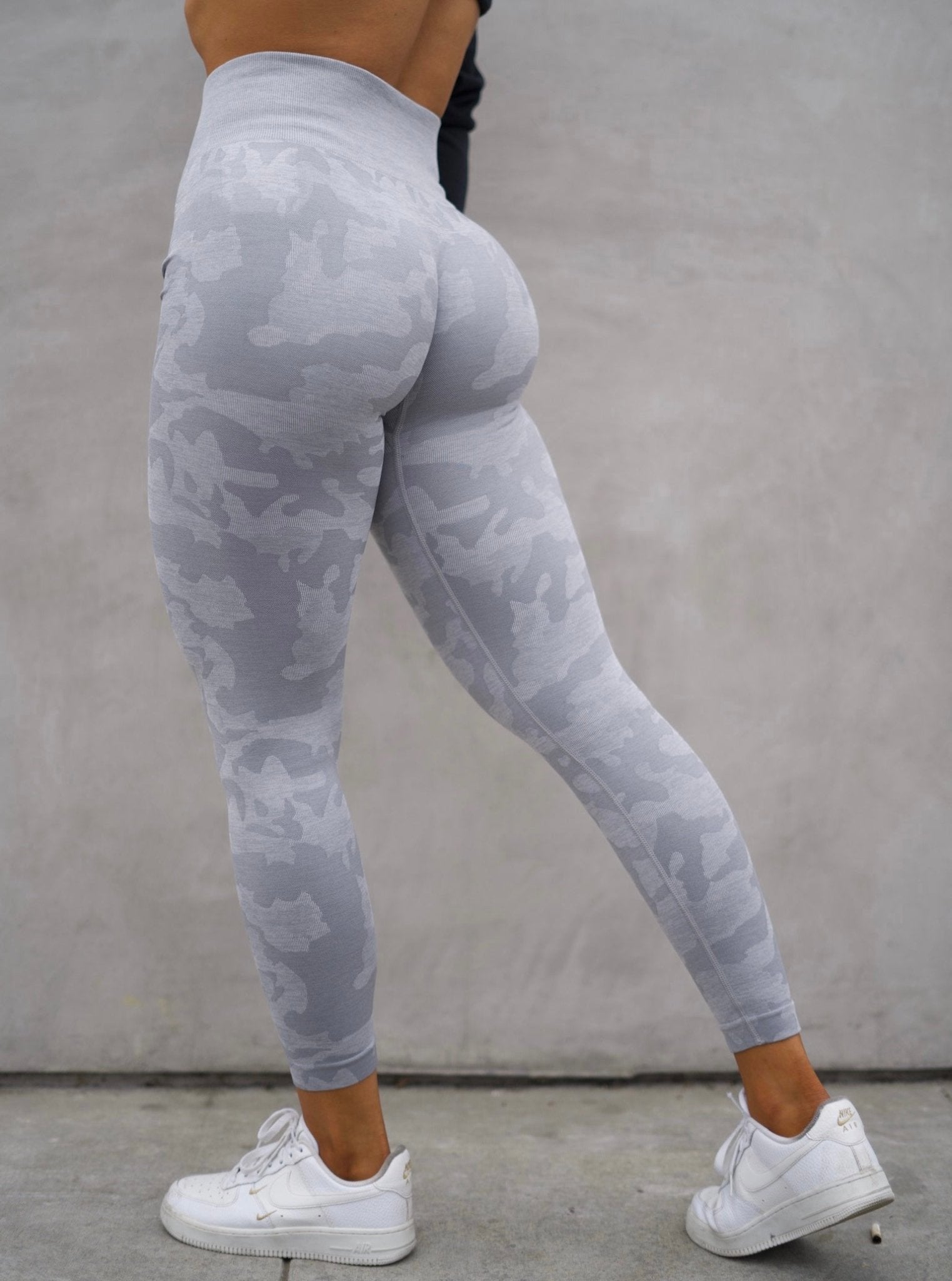 High Waisted Seamless Camo Leggings (Multiple Colors) – Luckless Outfitters