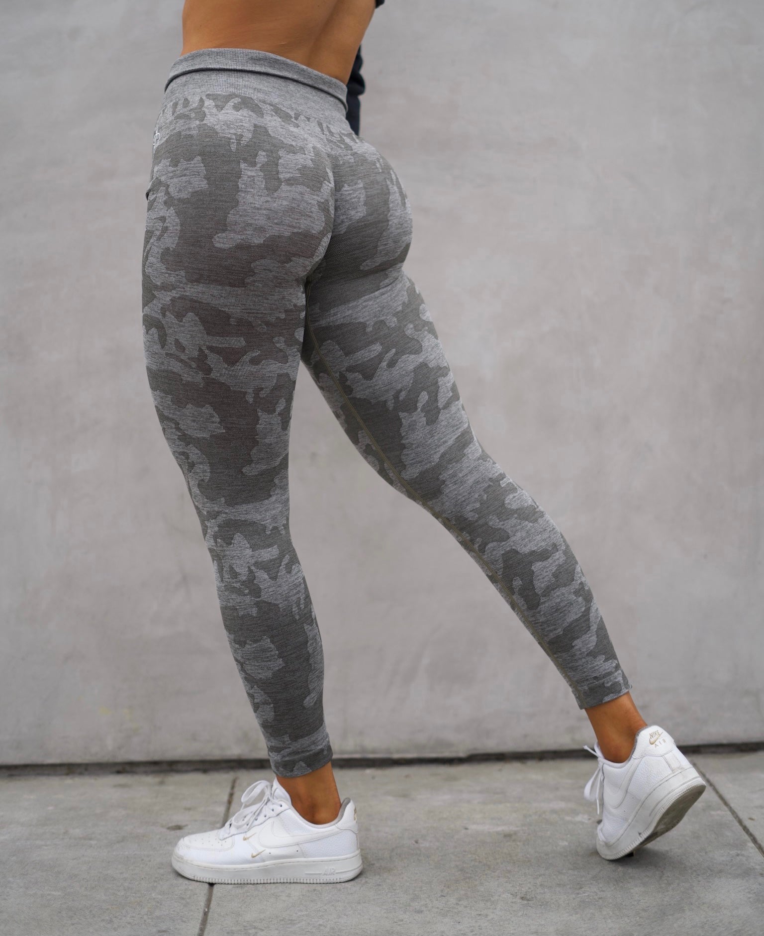 Luckless Proto Camo Yoga Thong – Luckless Outfitters