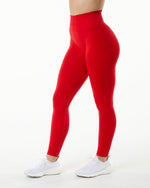 Magnify Seamless Scrunch Leggings - XS / Red | LIMITLESS FIT WEAR