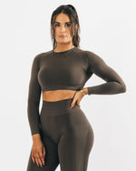 Magnitude Long Sleeve Crop Top - XS / Coffee | LIMITLESS FIT WEAR